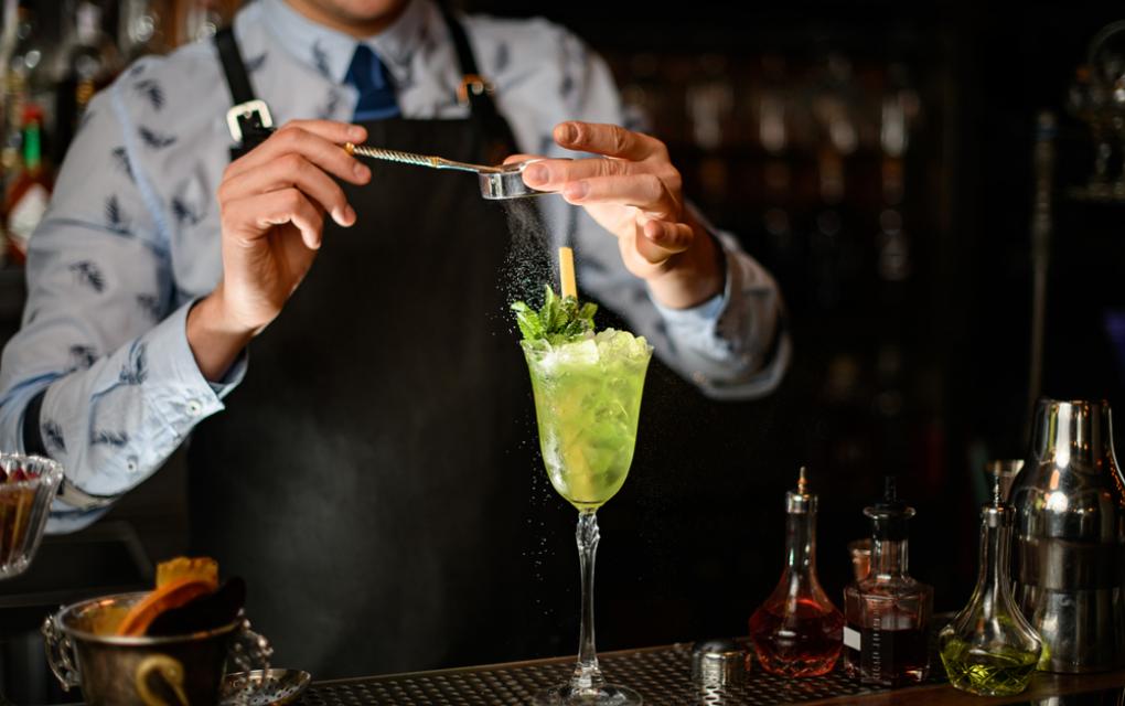 Saiba como se organizar para vender e lucrar bastante com drinks