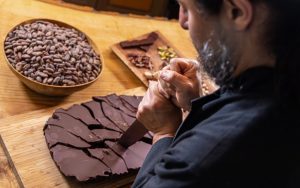 Cacau no chocolate: novo padrão mínimo é discutido
