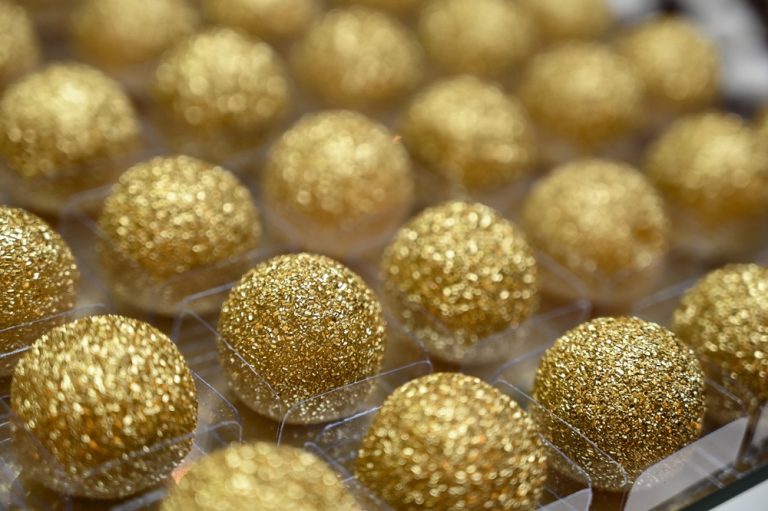 Glitter comestível é seguro? Veja as regras da Anvisa