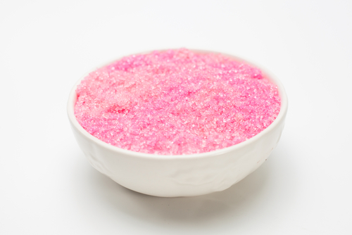 Tigela cheia de glitter comestível