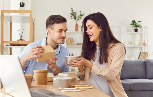 À la carte, self service ou delivery - restaurante delivery
